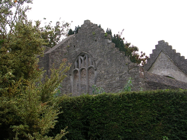 Day 2 Malahide Castle churchyard